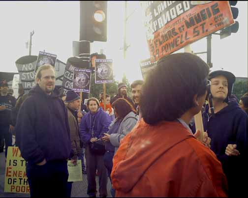 picketline6.jpg 