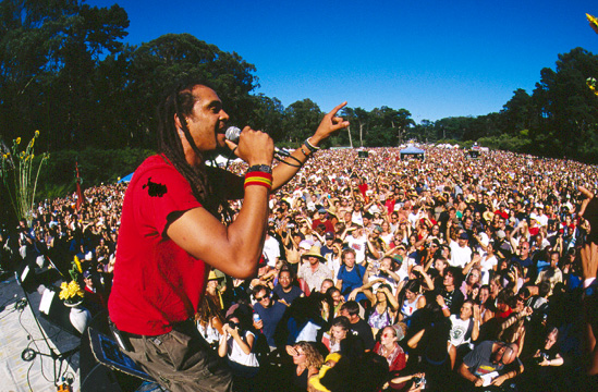 franti_crowd.jpg 