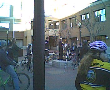 02-27-2004-critical-mass-org-modesto02.jpg 