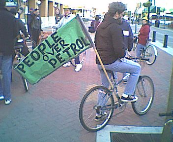 02-27-2004-critical-mass-org-modesto10.jpg 