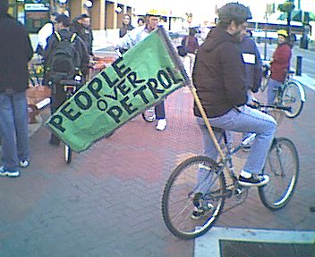 02-27-2004-critical-mass-org-modesto11.jpg 