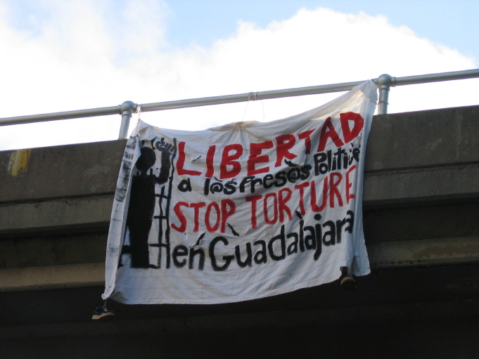 stop_torture_en_guadalajara.jpg 