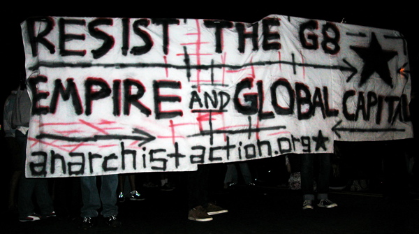 resisttheg8_6-25-05.jpg 