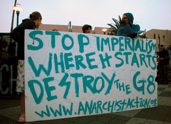 stopimperialism_7-8-05.jpg 