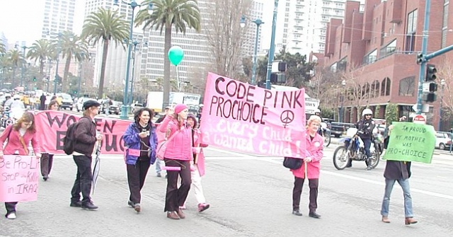7_code_pink_takes_to_the_street2.jpg 