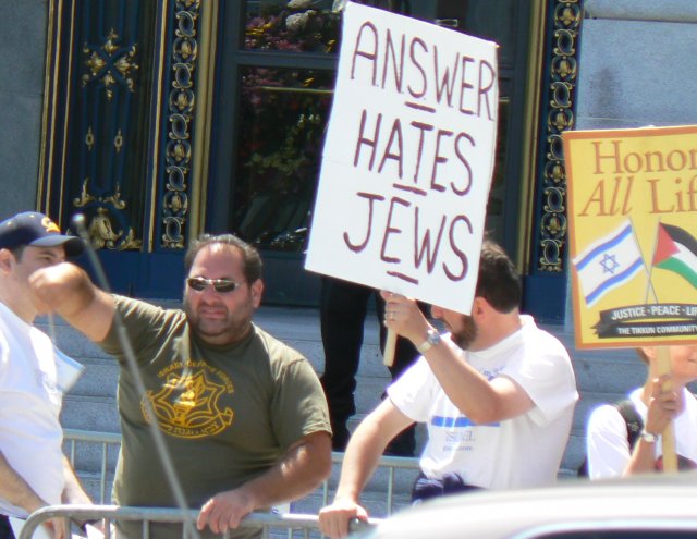 7_answer_hates_jews.jpg 