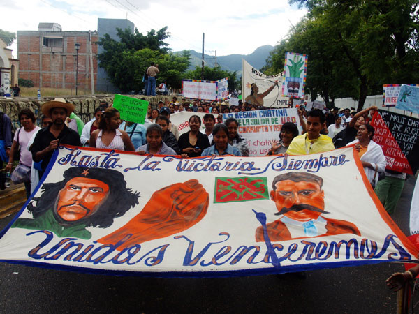 unidos-venceremos_9-1-06.jpg 