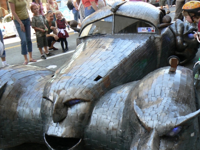 640_3_artcar3.jpg