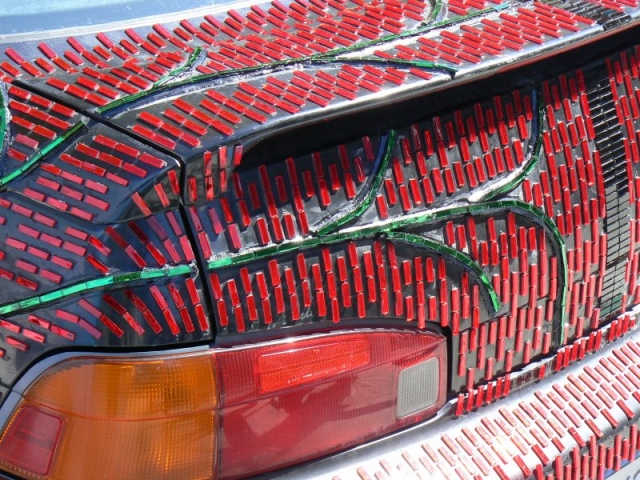 640_7_artcarcloseup2.jpg