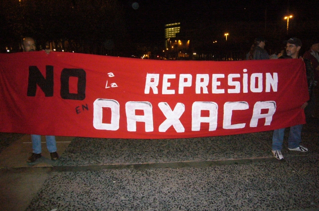 640_01norepresionoaxaca.jpg 