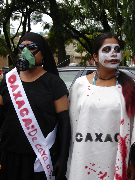 oaxacacostume.jpg 