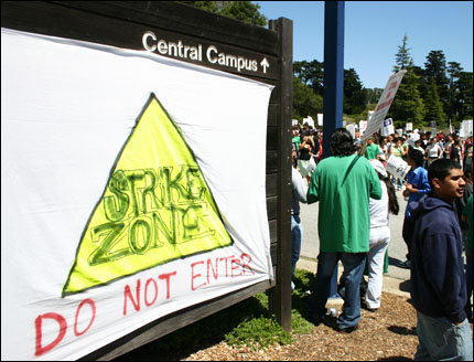 ucsc_strike_20050414_18_s.jpg 