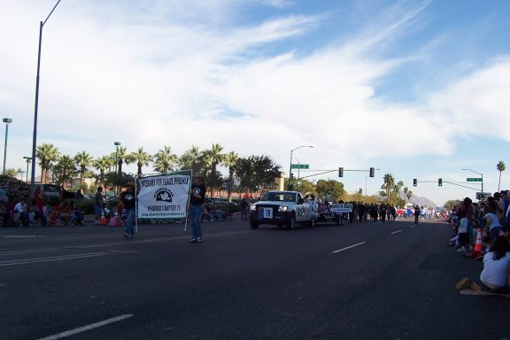 veterans_day_march_phx-anti_war_marchers_11-12-07_peace_group_6.jpg 