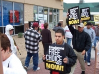 human_rights_day_protest-az_aflcio_vs_verizon_phx_az_12-10-07_rally_4.jpg