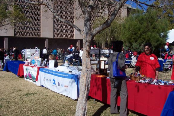disability_day-state_capitol-phx_az_2-6-08_booths_4.jpg 