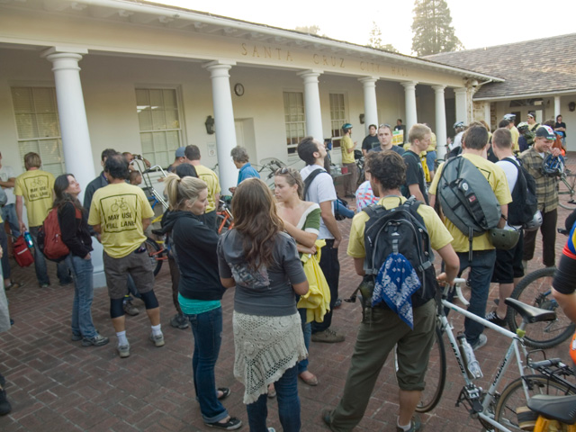 bike-lobby_5-13-08.jpg 