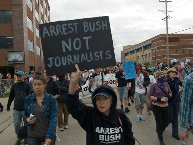 arrest-bush_9-2-08.jpg 