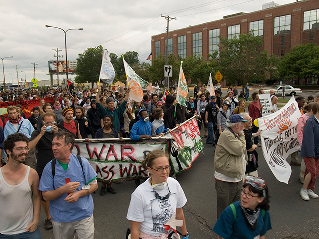 class-war_9-2-08.jpg 