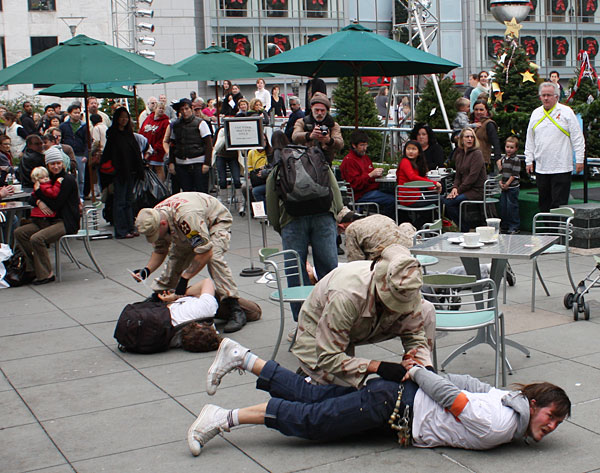 Iraq Vets Street Theater Occupies Downtown SF : Indybay