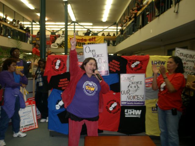 seiu_uhw_1_27_2009_speakout_protest.jpg 