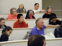 200_people_watching.jpg original image ( 604x453)