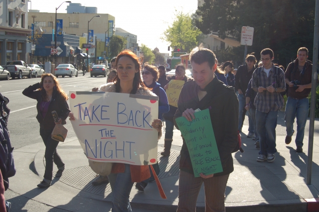 640_women_take_back_teh_night_006.jpg