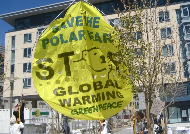 640_rallygreenpeace.jpg 