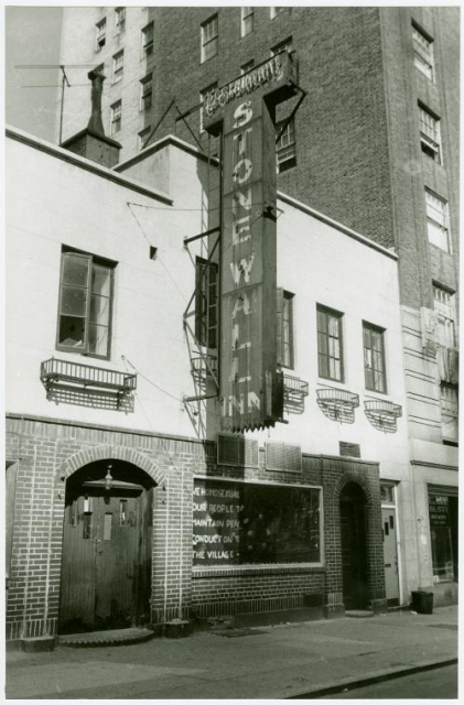 640_stonewall_inn_1969_1.jpg 