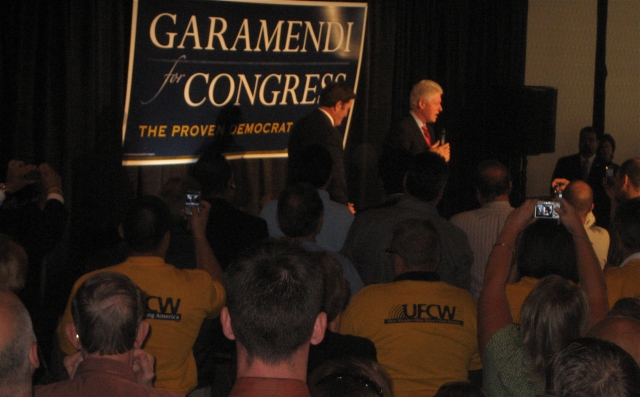 640_clintonbcnufcw.jpg
