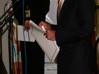 200_tgdor2009_015.jpg original image ( 673x1200)