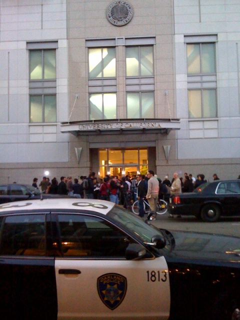 640_oakland-ucop-protest.jpg 