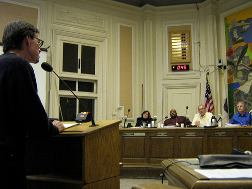 robert-raburn-speaks-to-council.jpg 