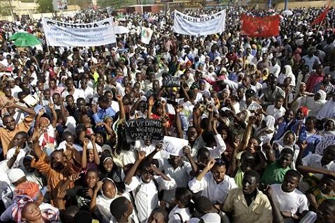 ap_niger_protest_niamey_20feb10_eng_480.jpg 