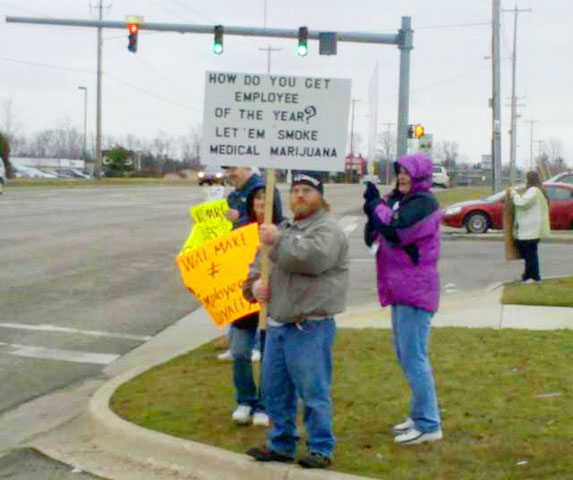 medical-marijuana_boycott-walmart.jpg 