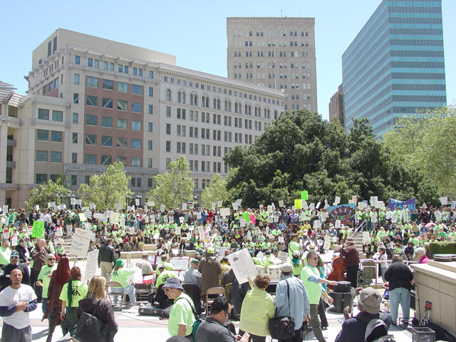 oaklandteacherstrike_0429101211.jpg 