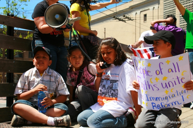 640_immigrationmarch_215.jpg