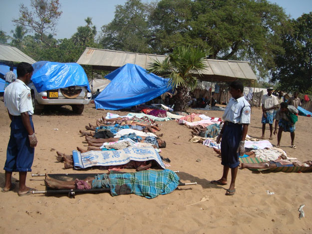 dead_bodies_at_hospital_following_shell_attack_to_hospital_on_12_may_2009.jpg 