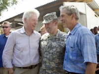 200_clinton_bush_haiti.jpg original image ( 400x267)