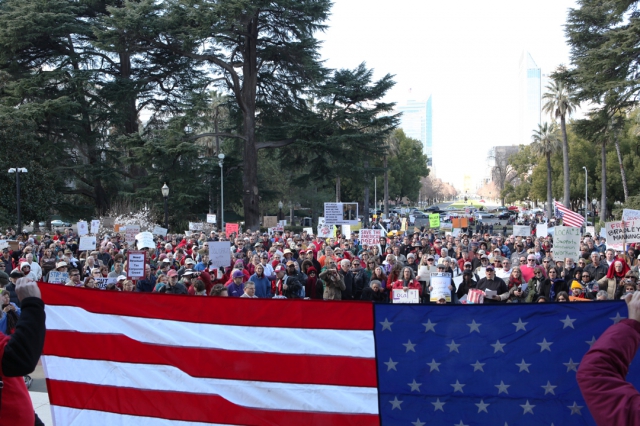 640_2.26.dailies.sacramento.rally.5.jpg 