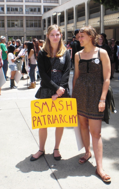 640_smash_patriarchy.a.jpg 