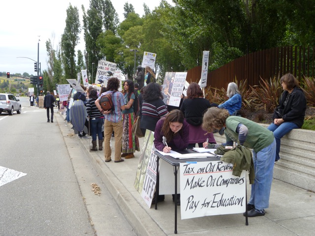 oil_tas_initiative_petitioning_at_chevron_hq.jpg 