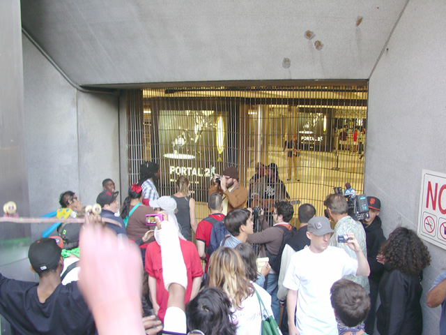 anonymousbart_0815111737-2.jpg 