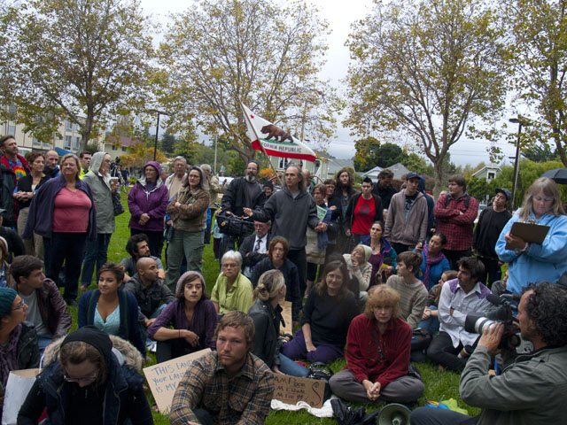 occupy-santa-cruz_12_10-4-11.jpg 