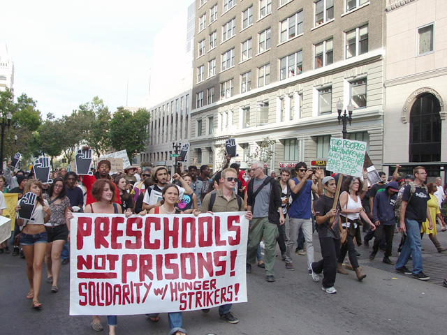 occupyoakland_day005_101411162726.jpg 