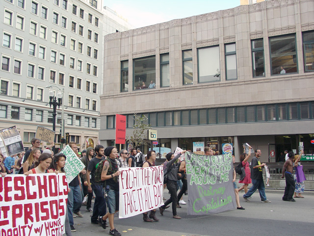 occupyoakland_day005_101411163055.jpg 