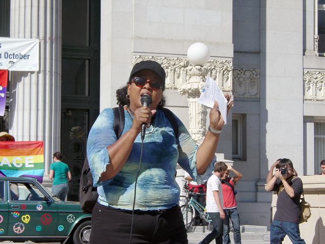 occupyoakland_day013-march_102211121252.jpg 