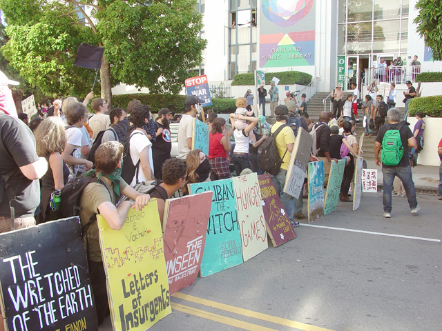 occupyoakland_day013-march_102211150111.jpg 