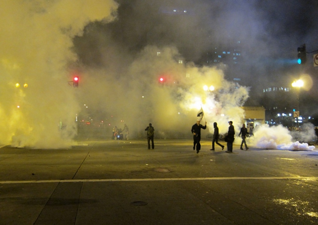 640_teargas_firstround01.jpg 