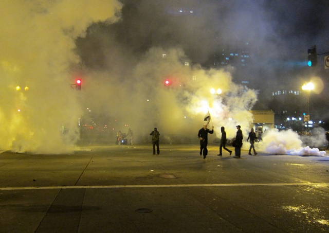 640_teargas_firstround01_1.jpg 