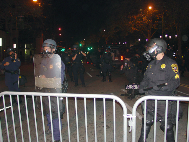 occupyoakland-day016-libraryandmarch-102511192726.jpg 